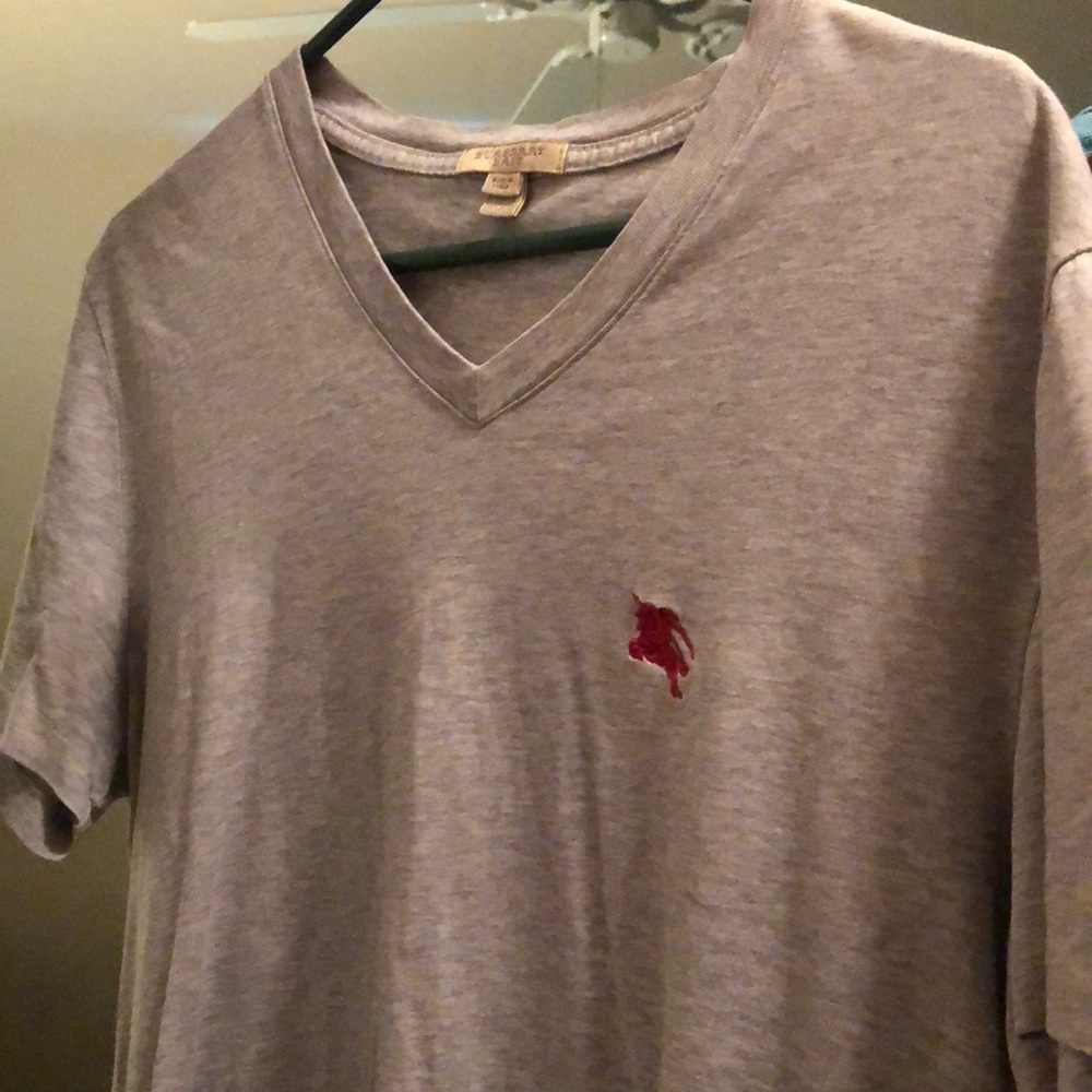 Burberry V neck 100% Authentic